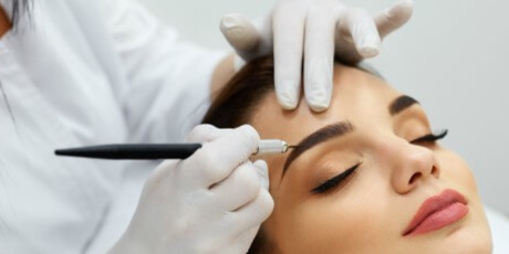 રાધિકા બ્યુટી પાર્લર